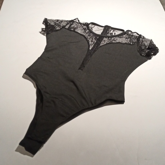 NWOT Sexy Black Mesh Sheer Lace Short Sleeve Bodysuit Leotard Clubwear Top - Picture 8 of 12
